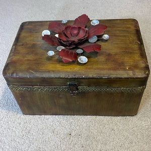 Distressed Tin Box,with a Beautiful Metal Flower atop